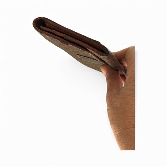 Celine vintage Triomphe Brown Leather long bifold women wallet - Picture 4 of 13